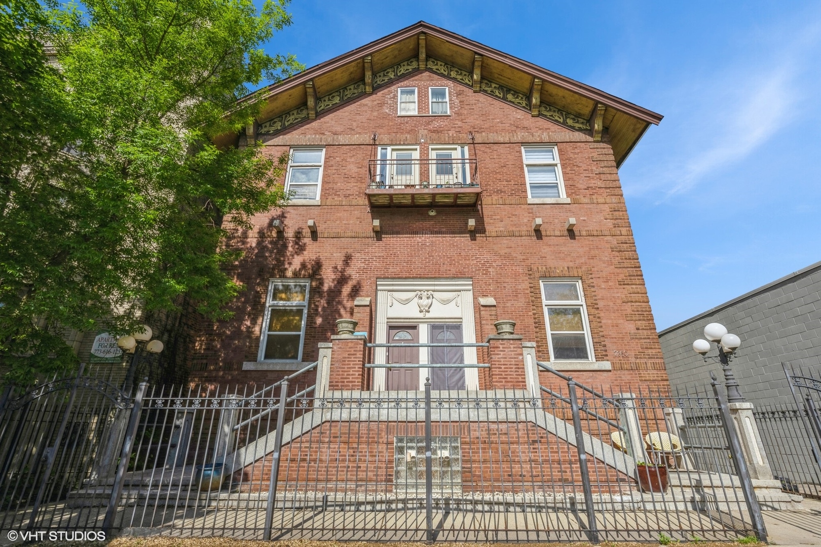 2350 Kedzie Avenue