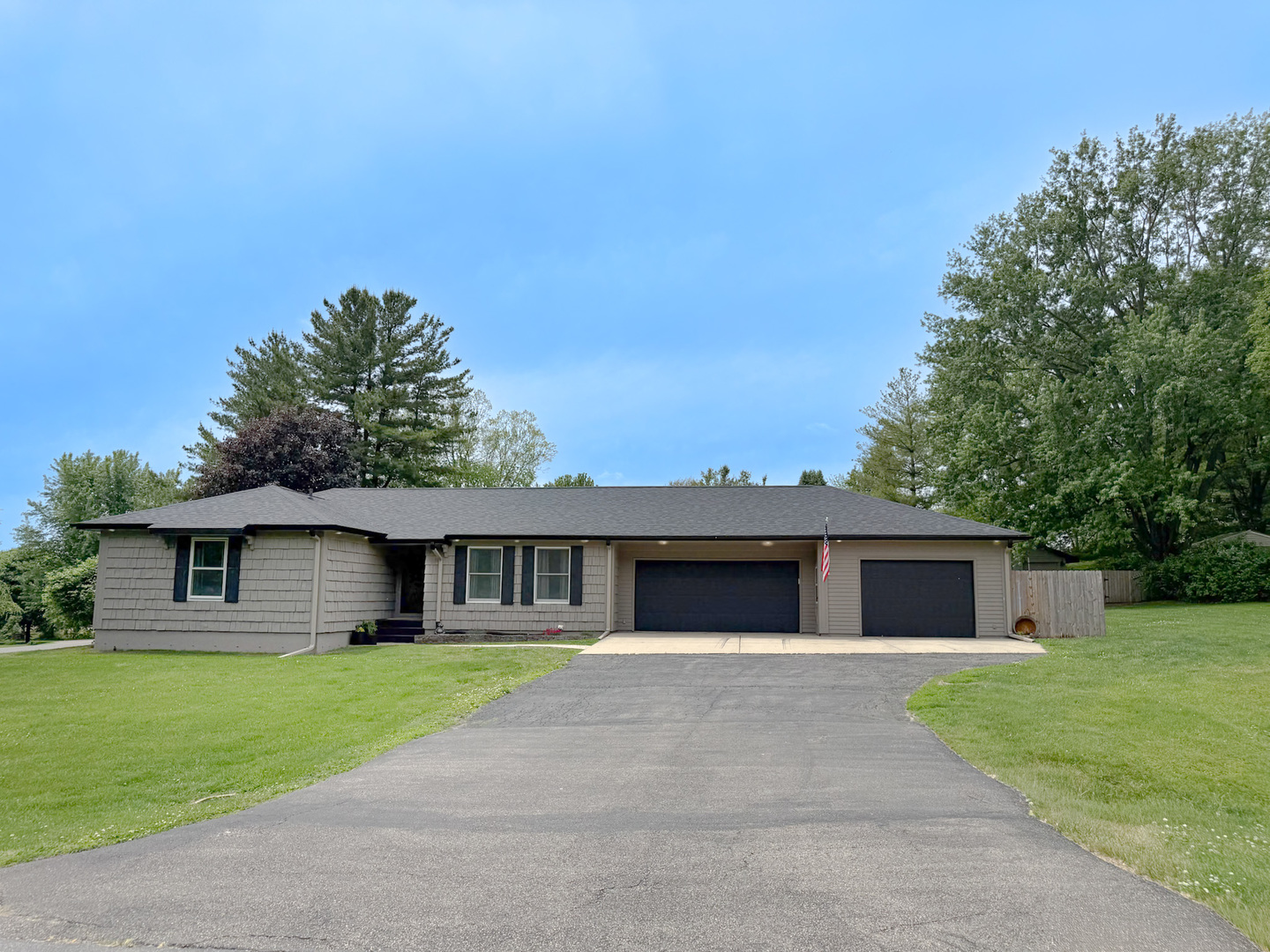 150 Hickory Lane