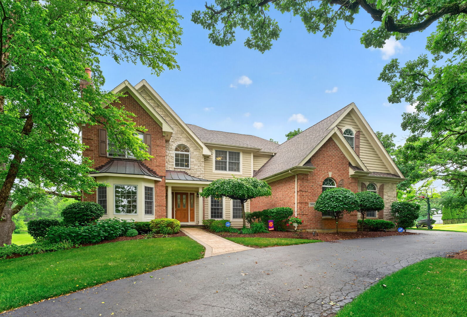 1804 Black Oak Drive