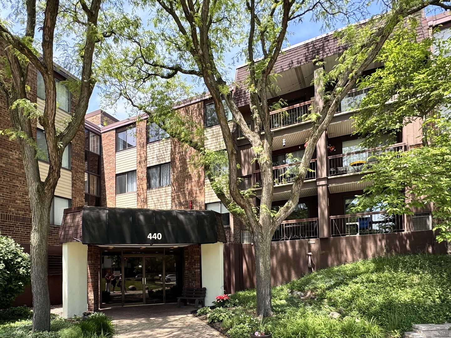 440 Raintree Court