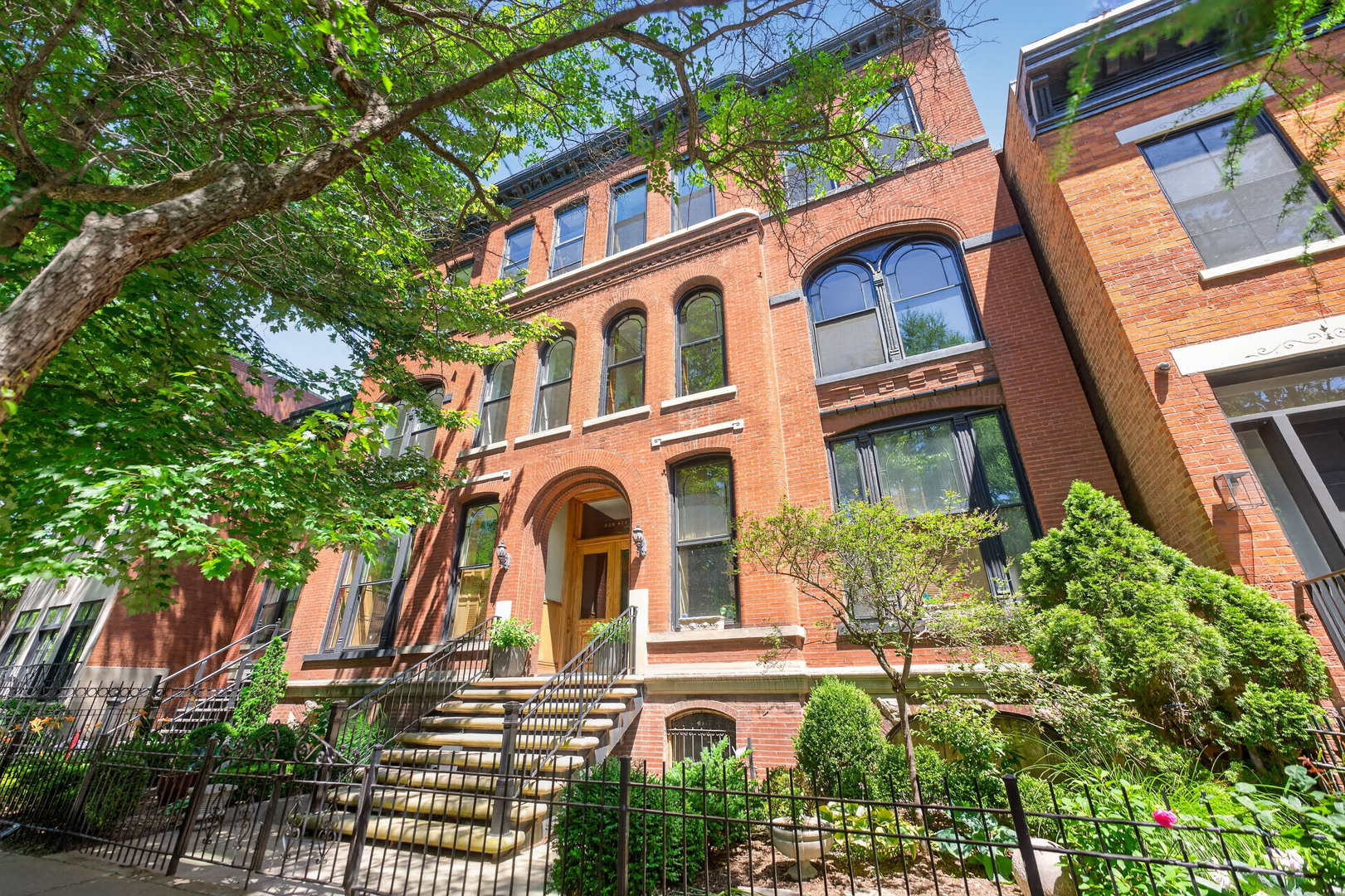 820 Webster Avenue