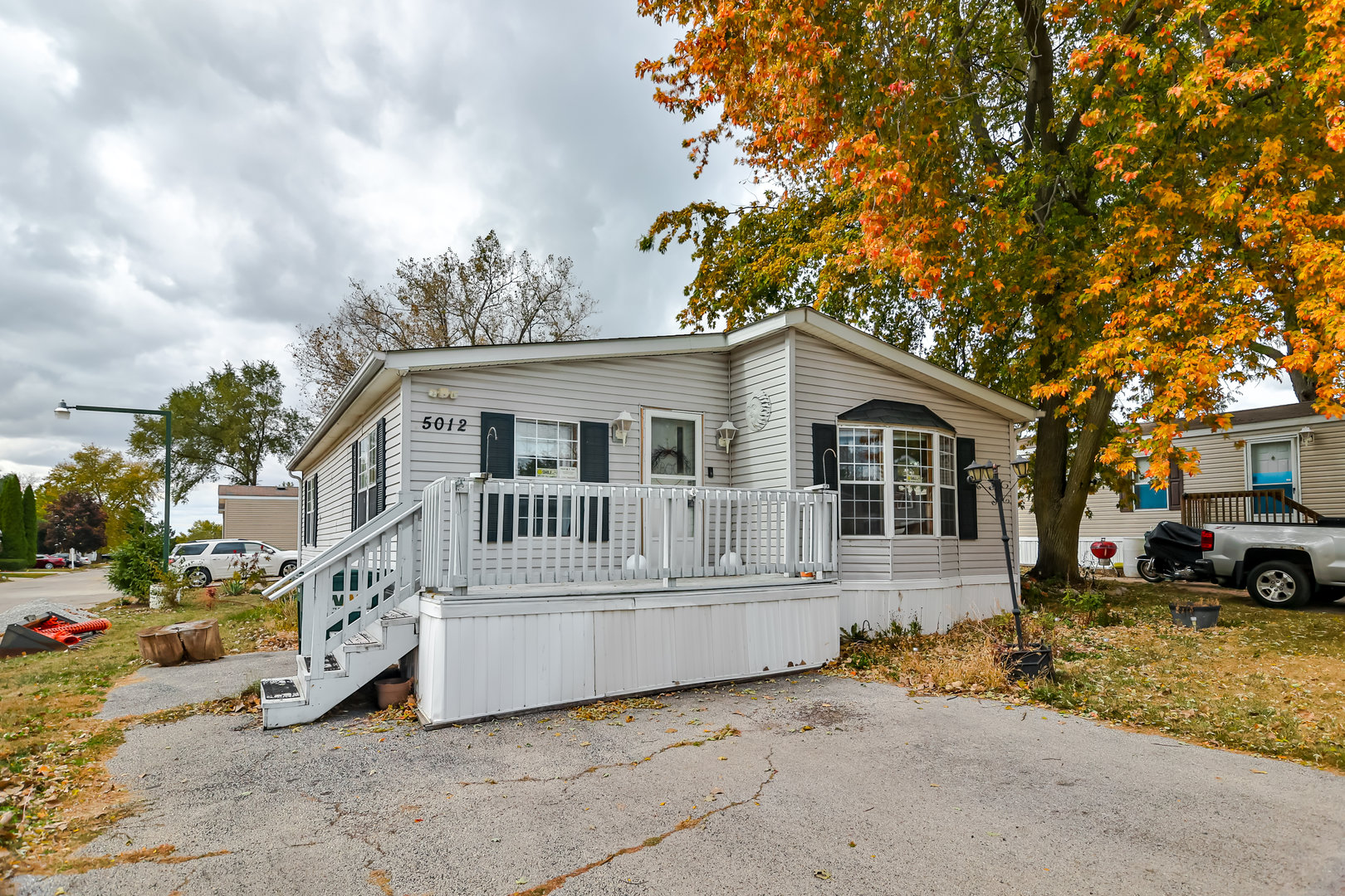 5012 SANDSTONE Drive