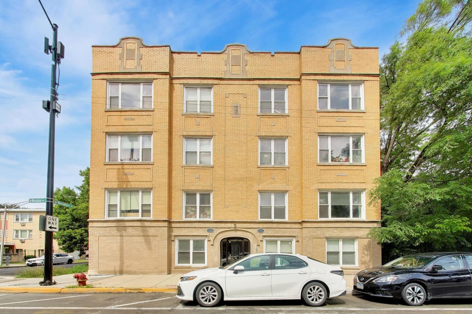 5302 Kedzie Avenue