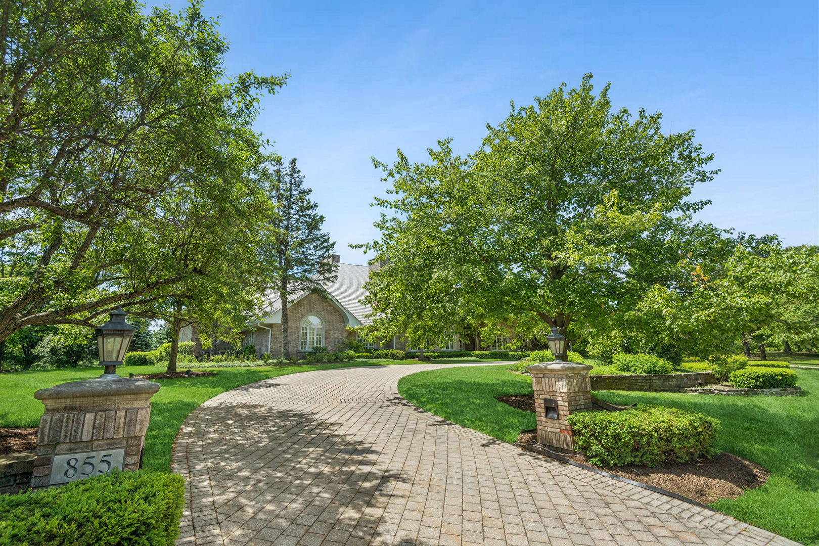 855 Jennifer Court