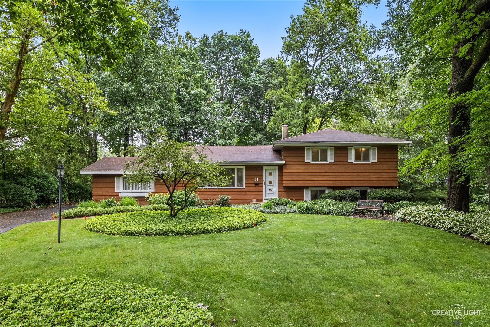 21 Golden Larch Court