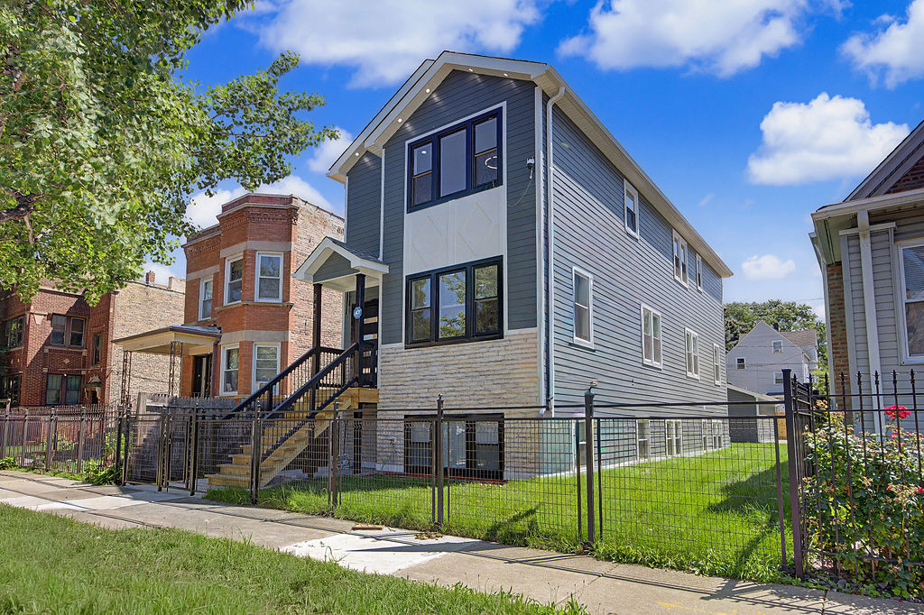 923 MASSASOIT Avenue