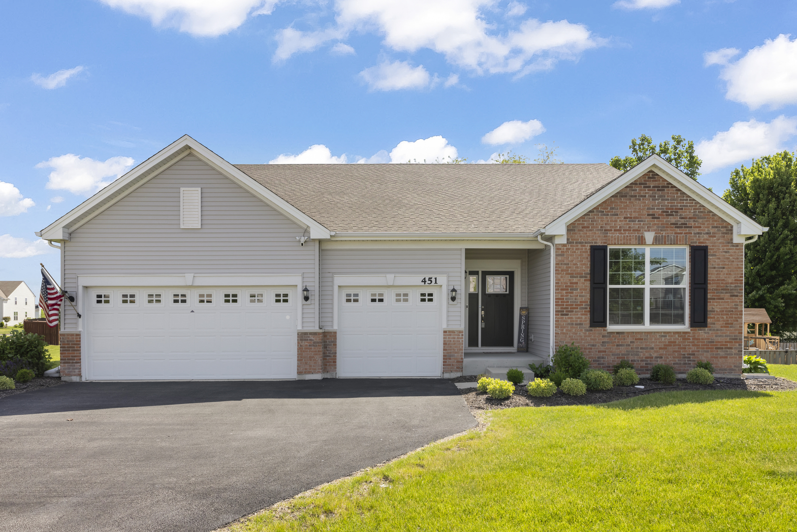 451 Parkside Lane