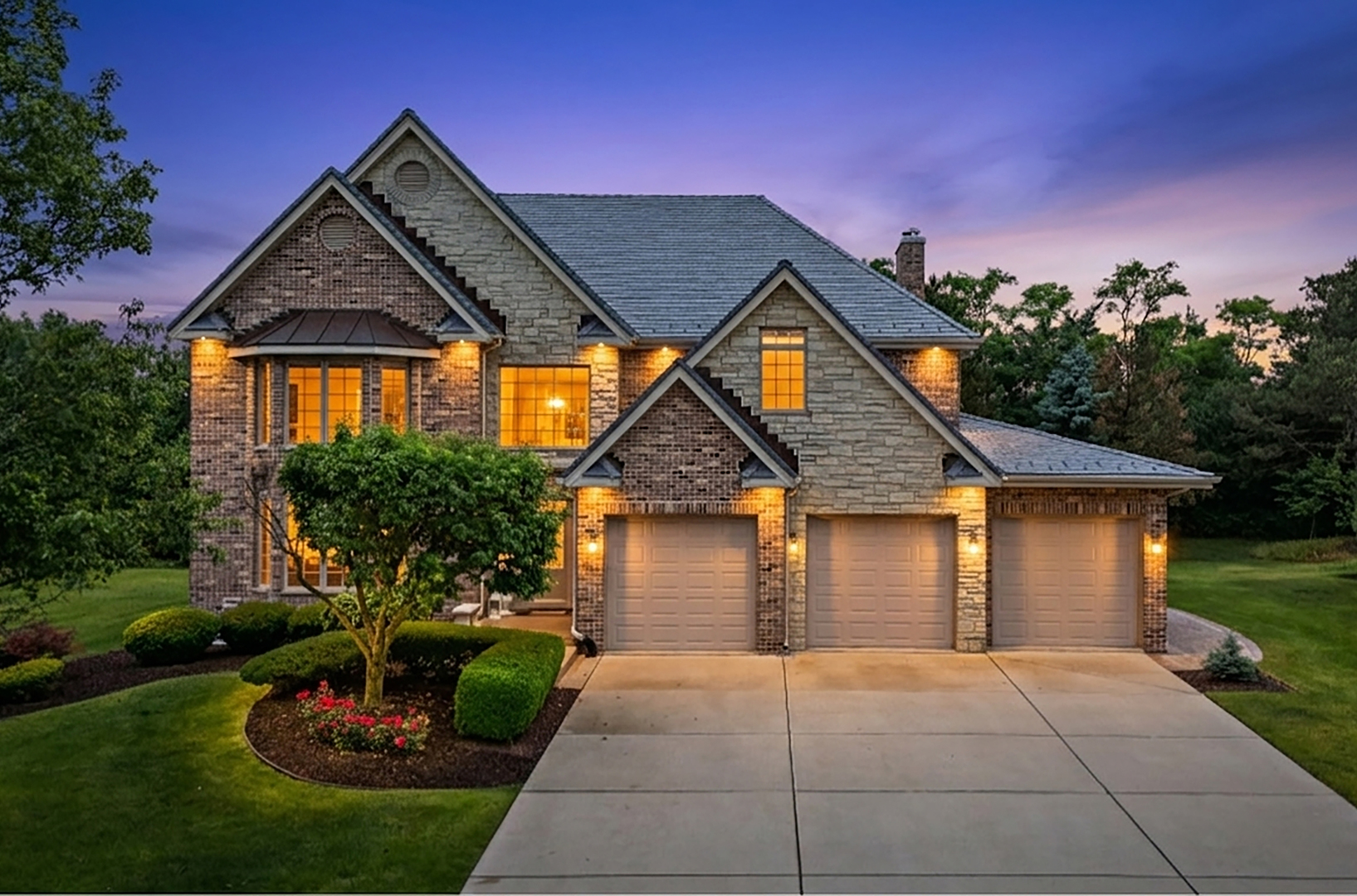8136 ABERDEEN Drive
