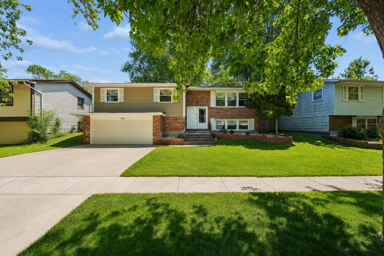 21601 Jeffrey Avenue