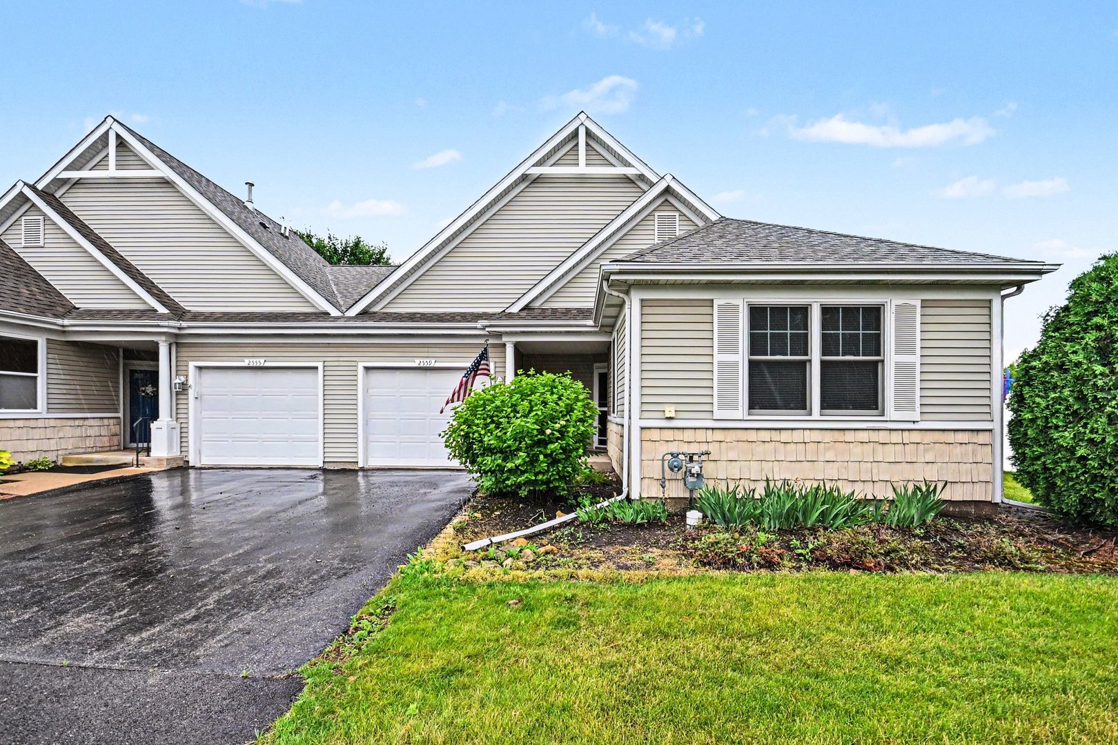 2559 Oak Park Court