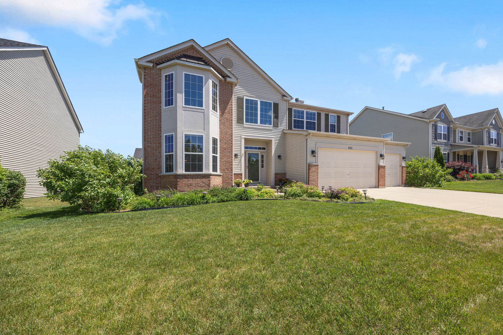 325 Forest Trail