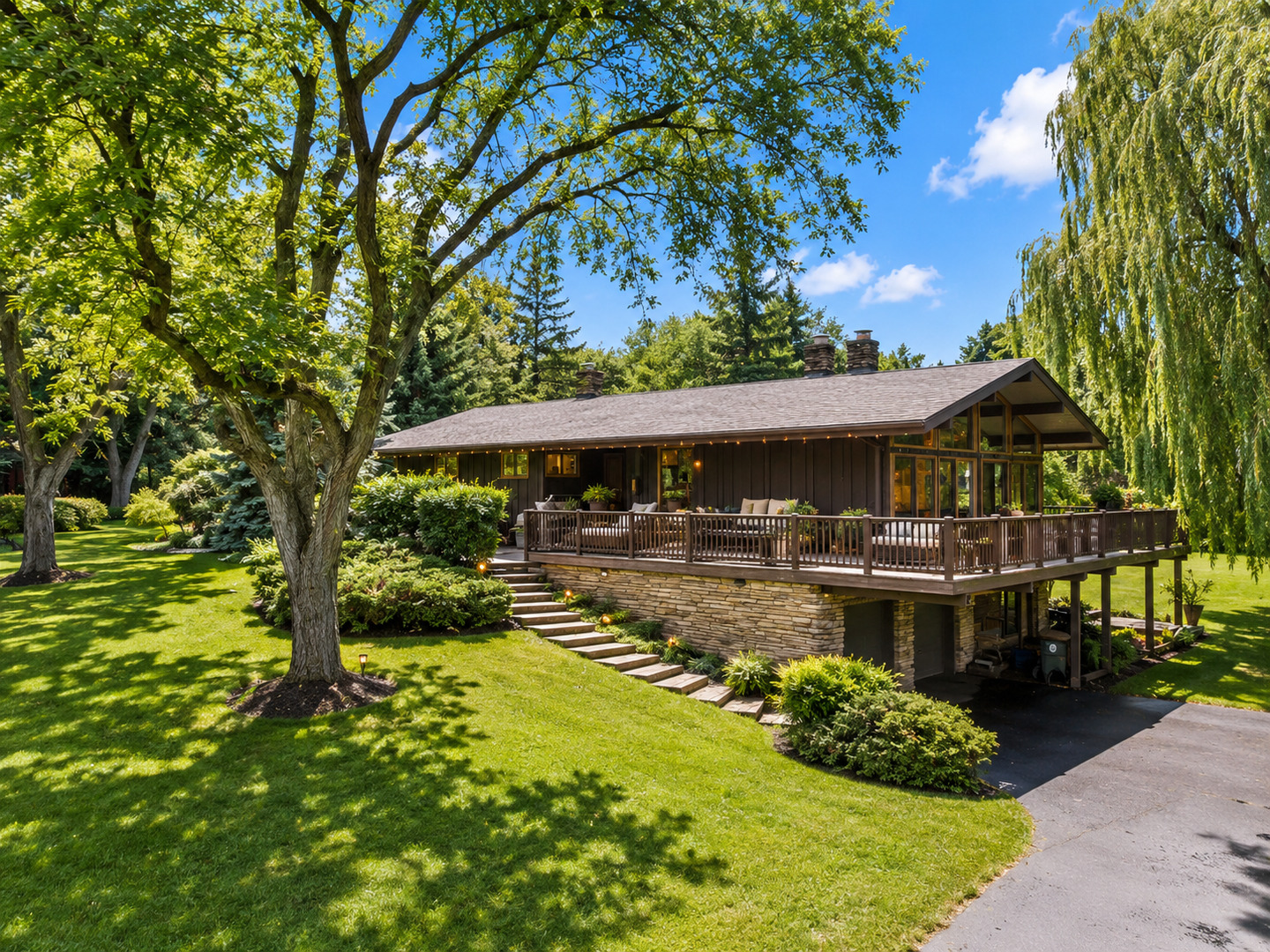 2272 Circle Drive