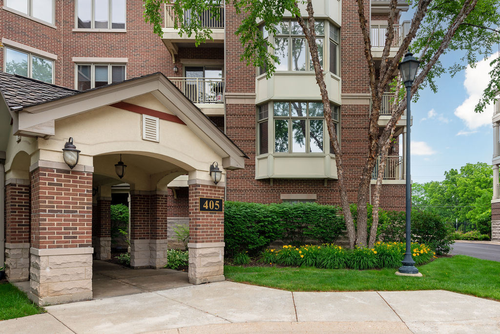 405 Village Green Court