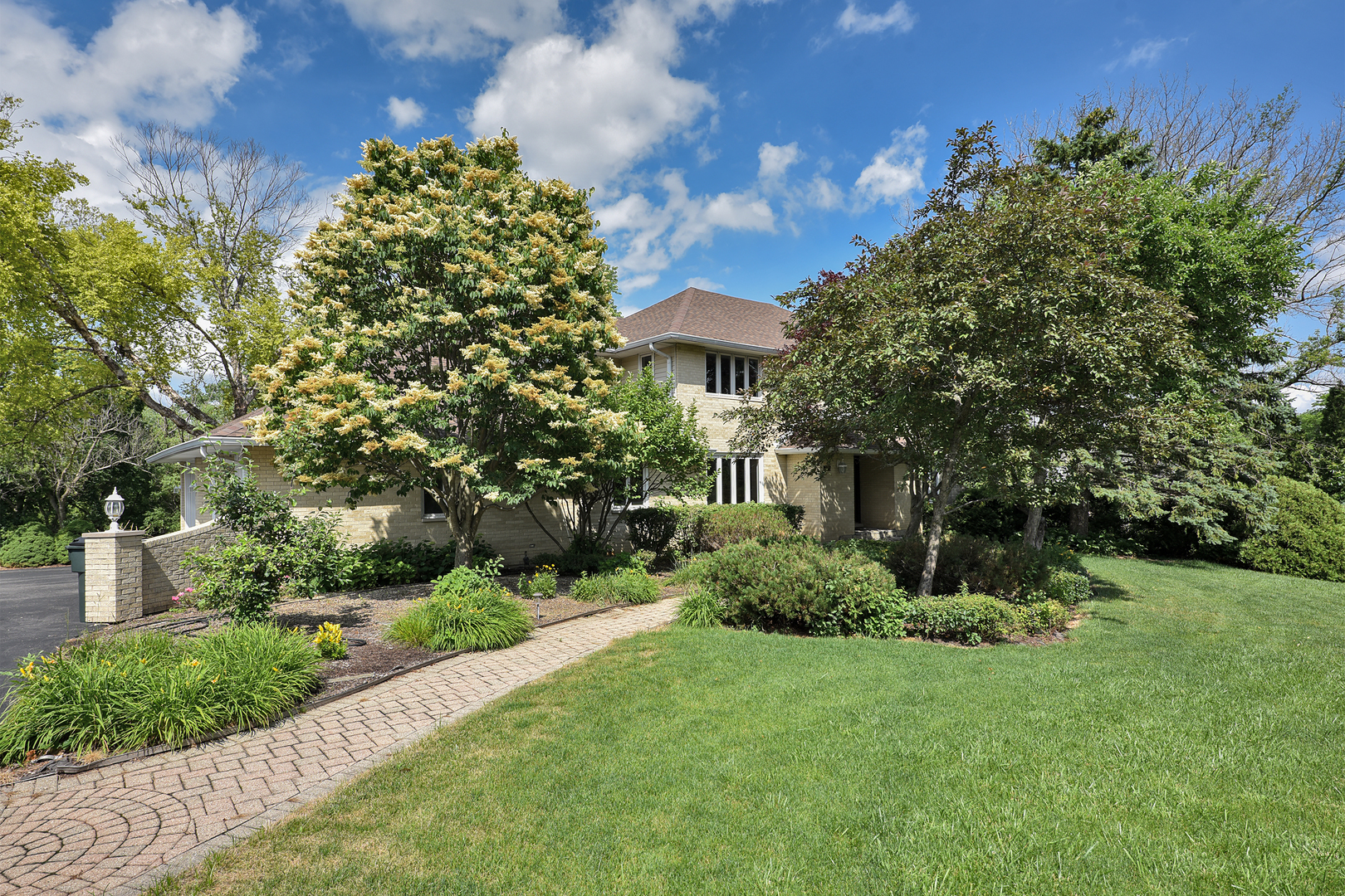 190 Betty Drive