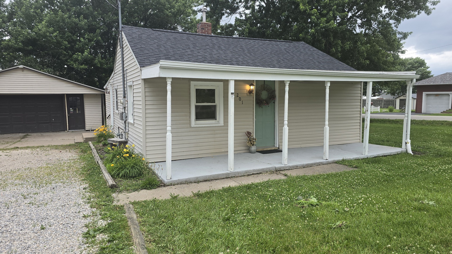 201 4th Street