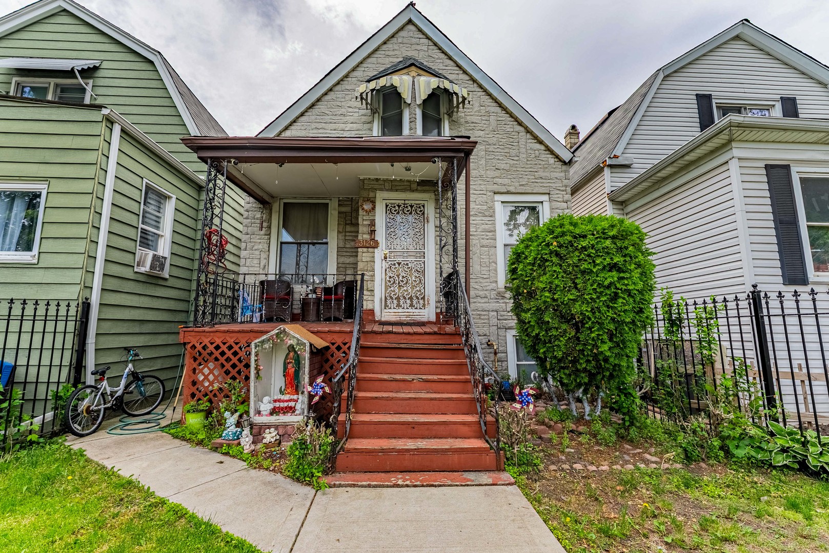 3126 Komensky Avenue