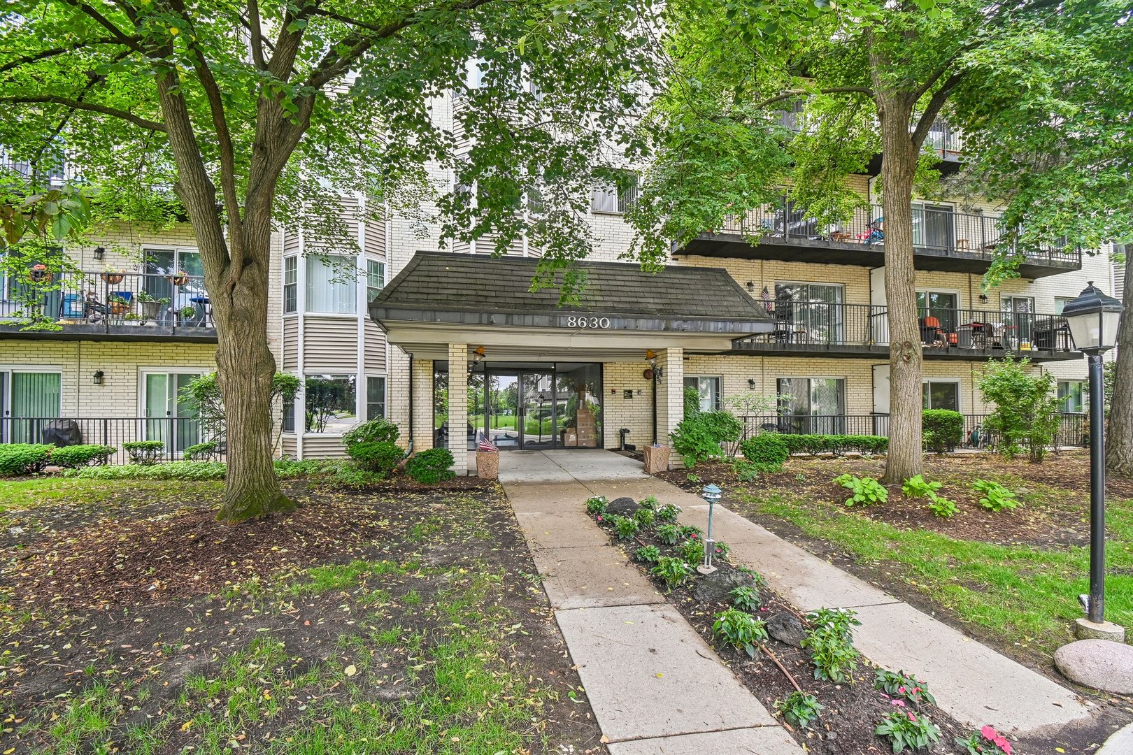 8630 Waukegan Road