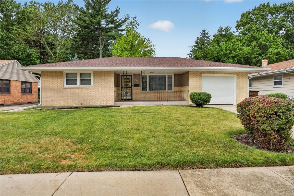 404 Fairview Boulevard
