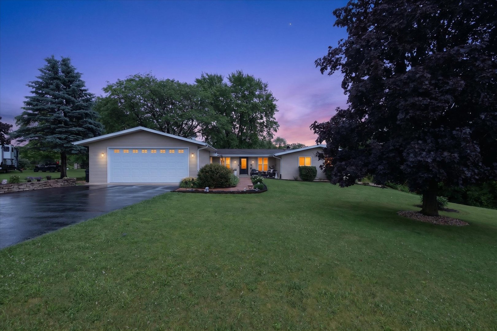 10721 GROVER OAKS