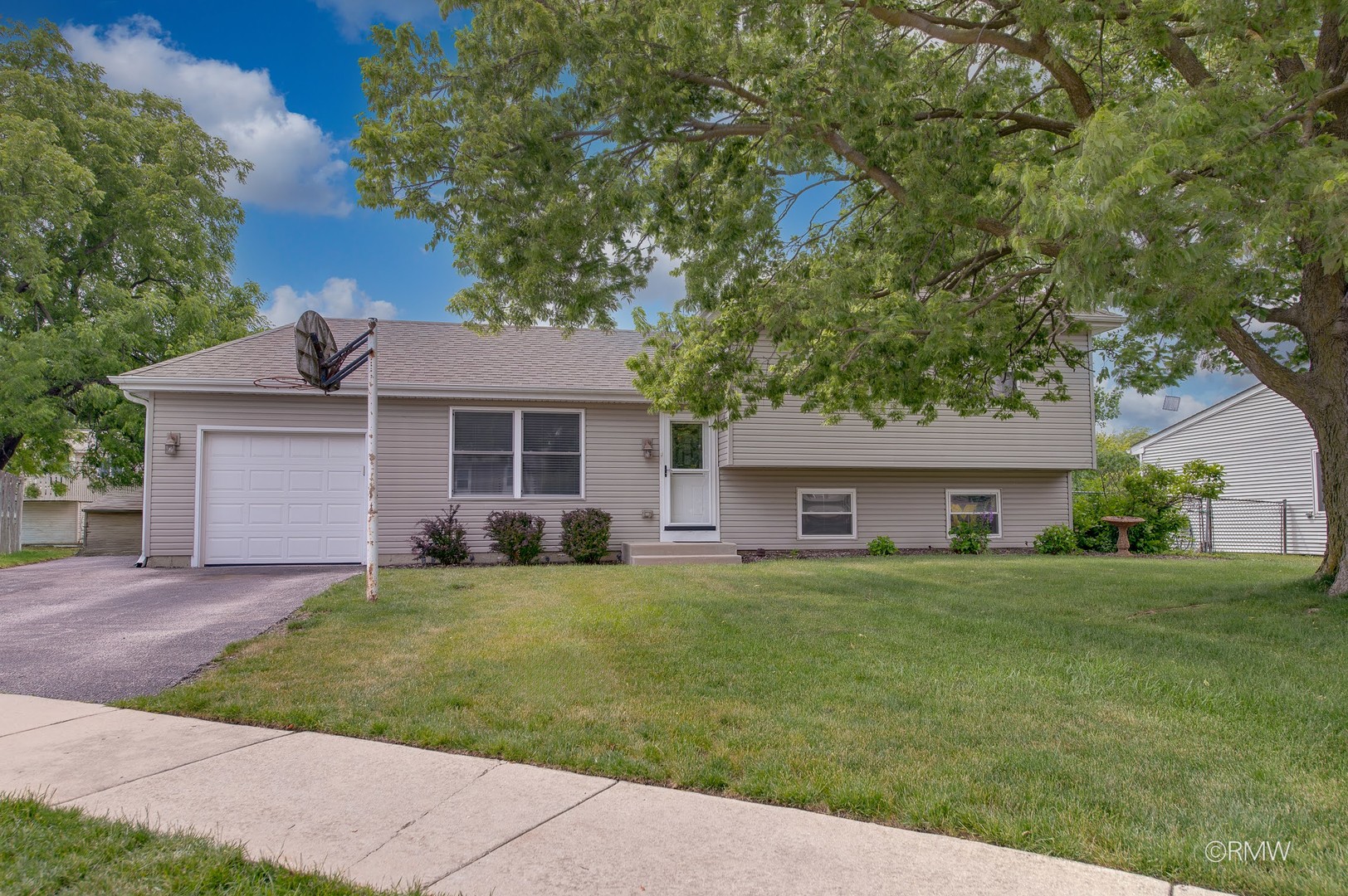922 Capistrano Terrace