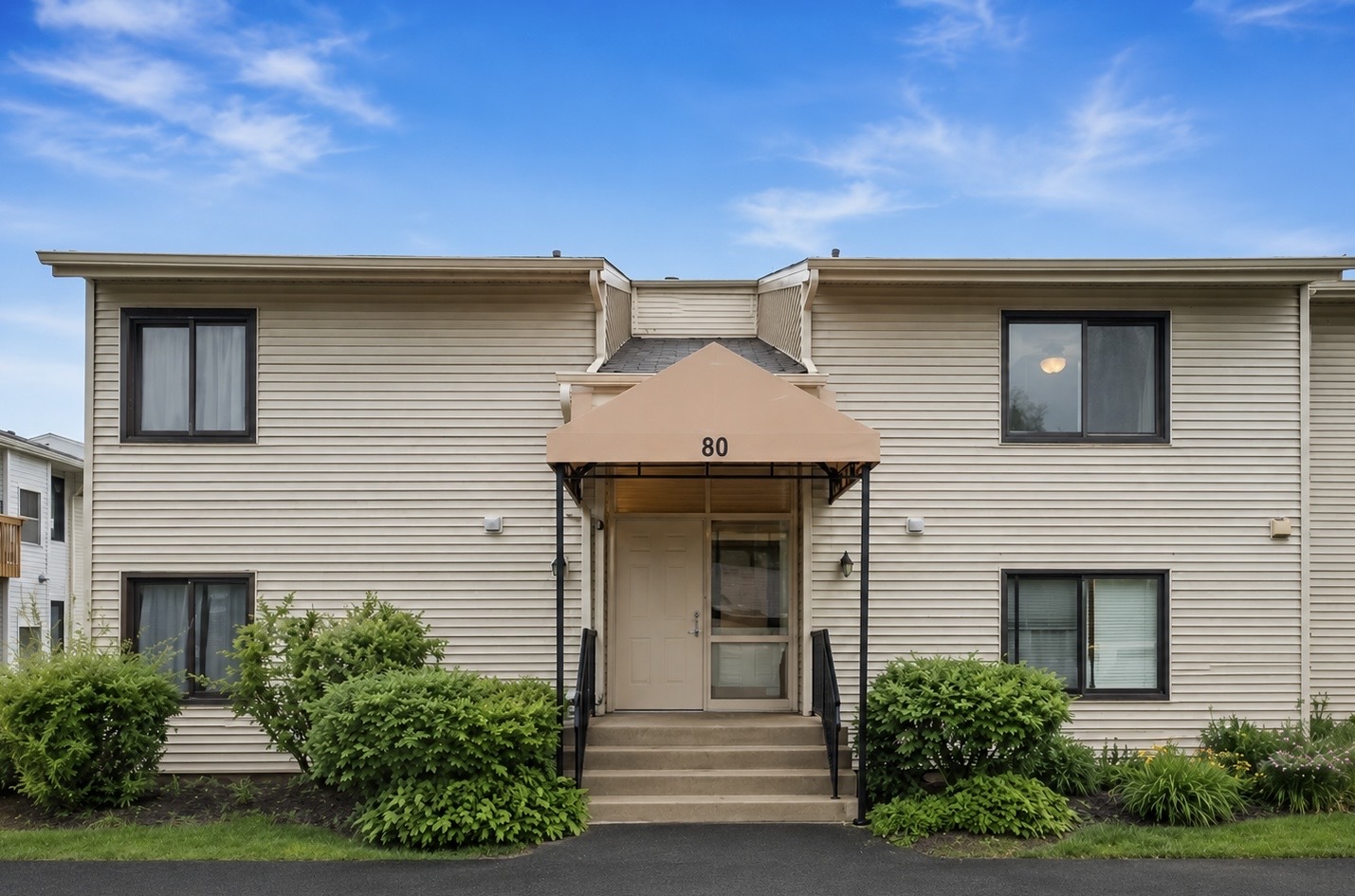 80 Commonwealth Court