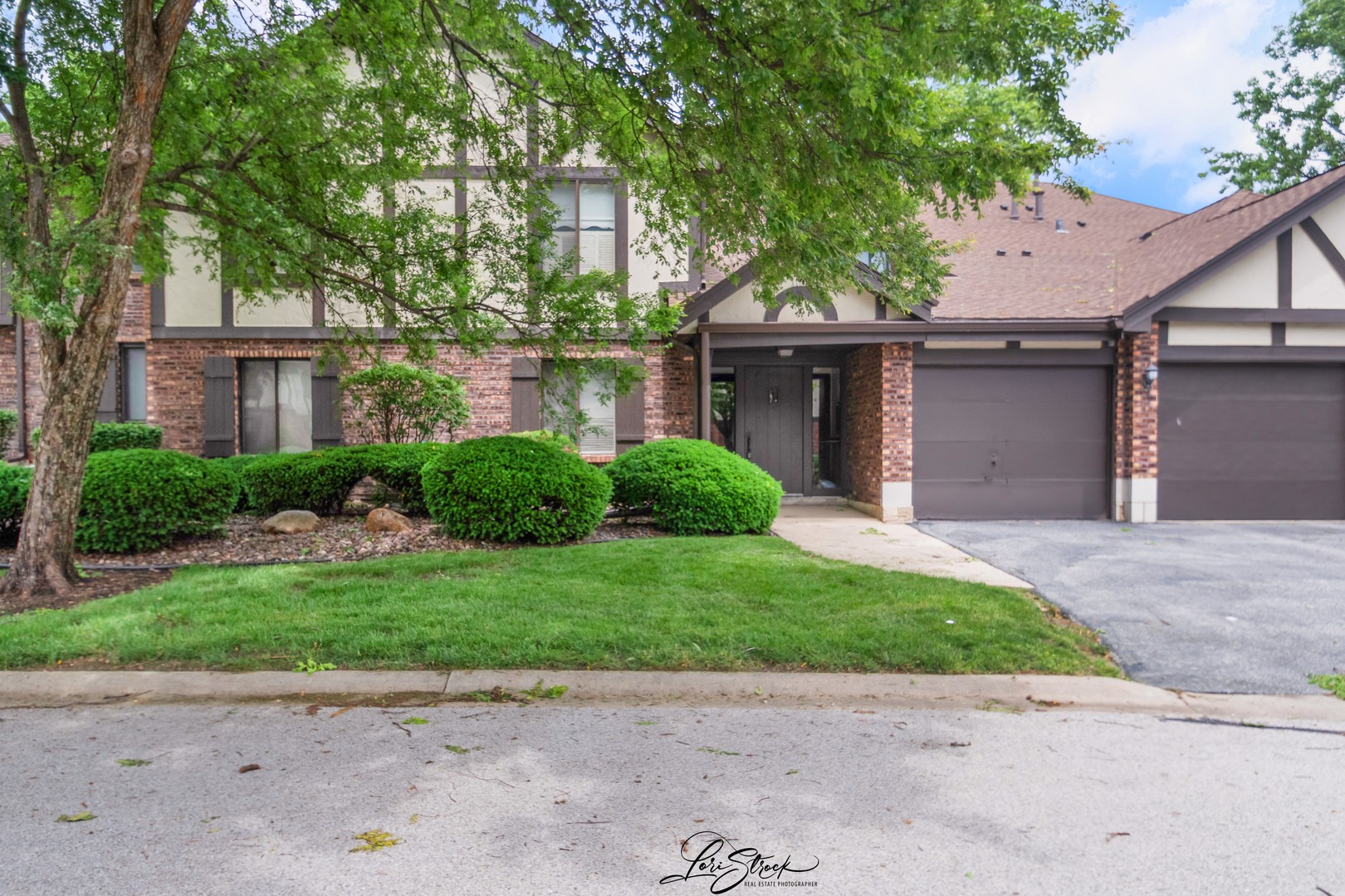 8251 Mulberry Court