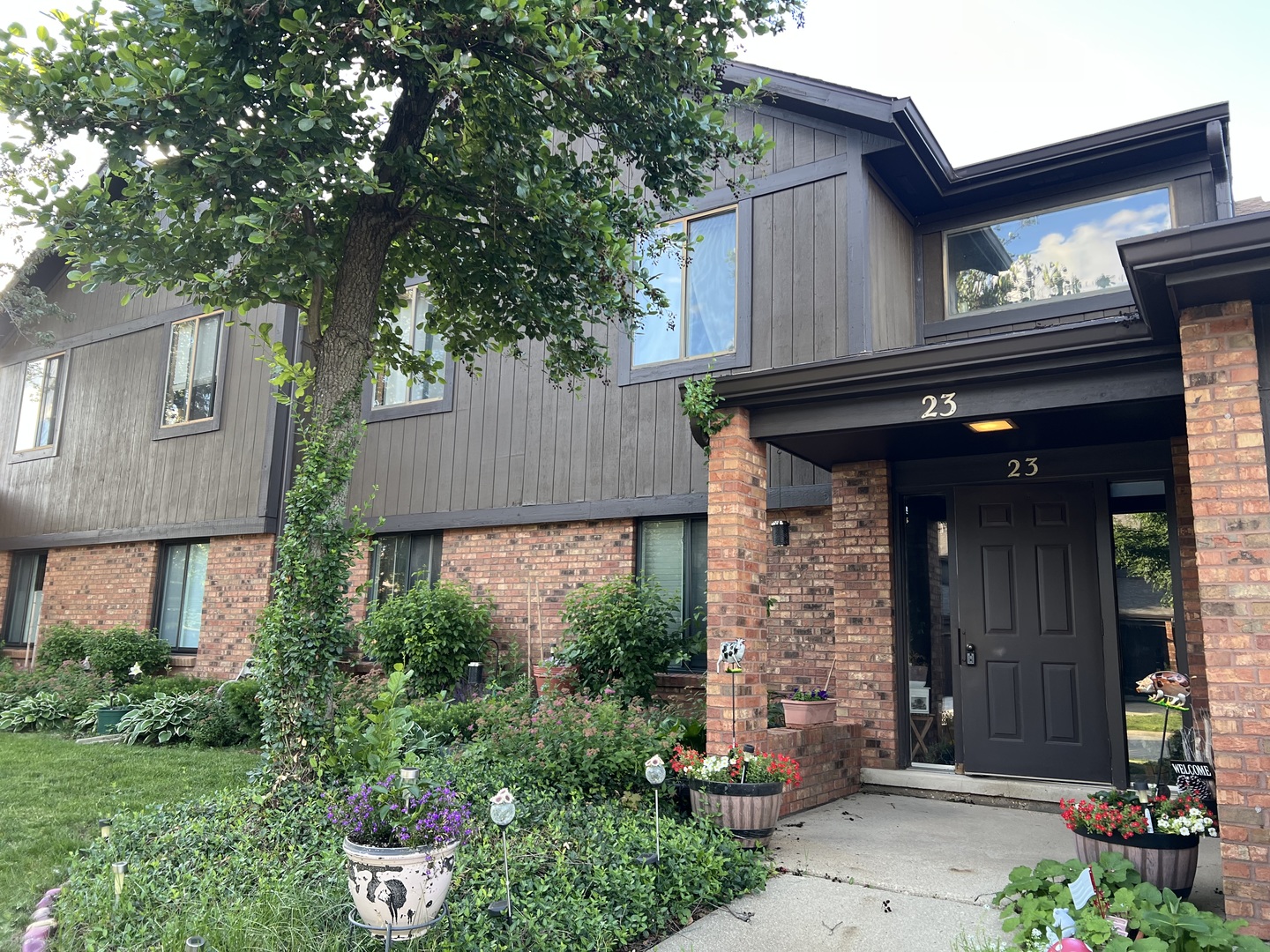 23 Creekside Circle