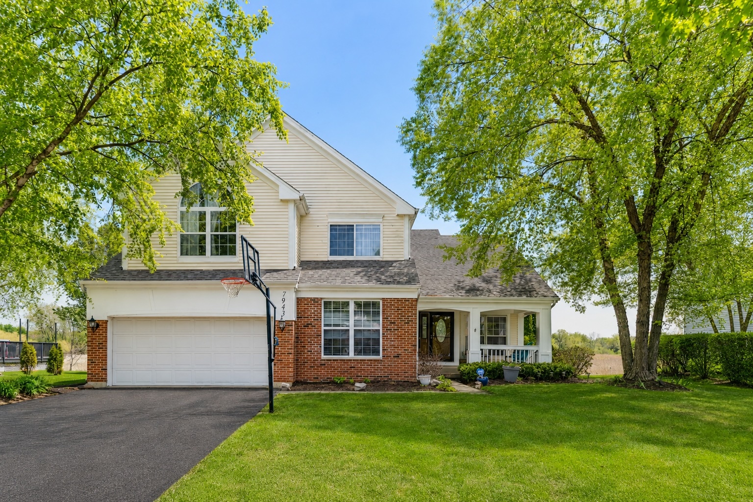 7943 Dada Drive