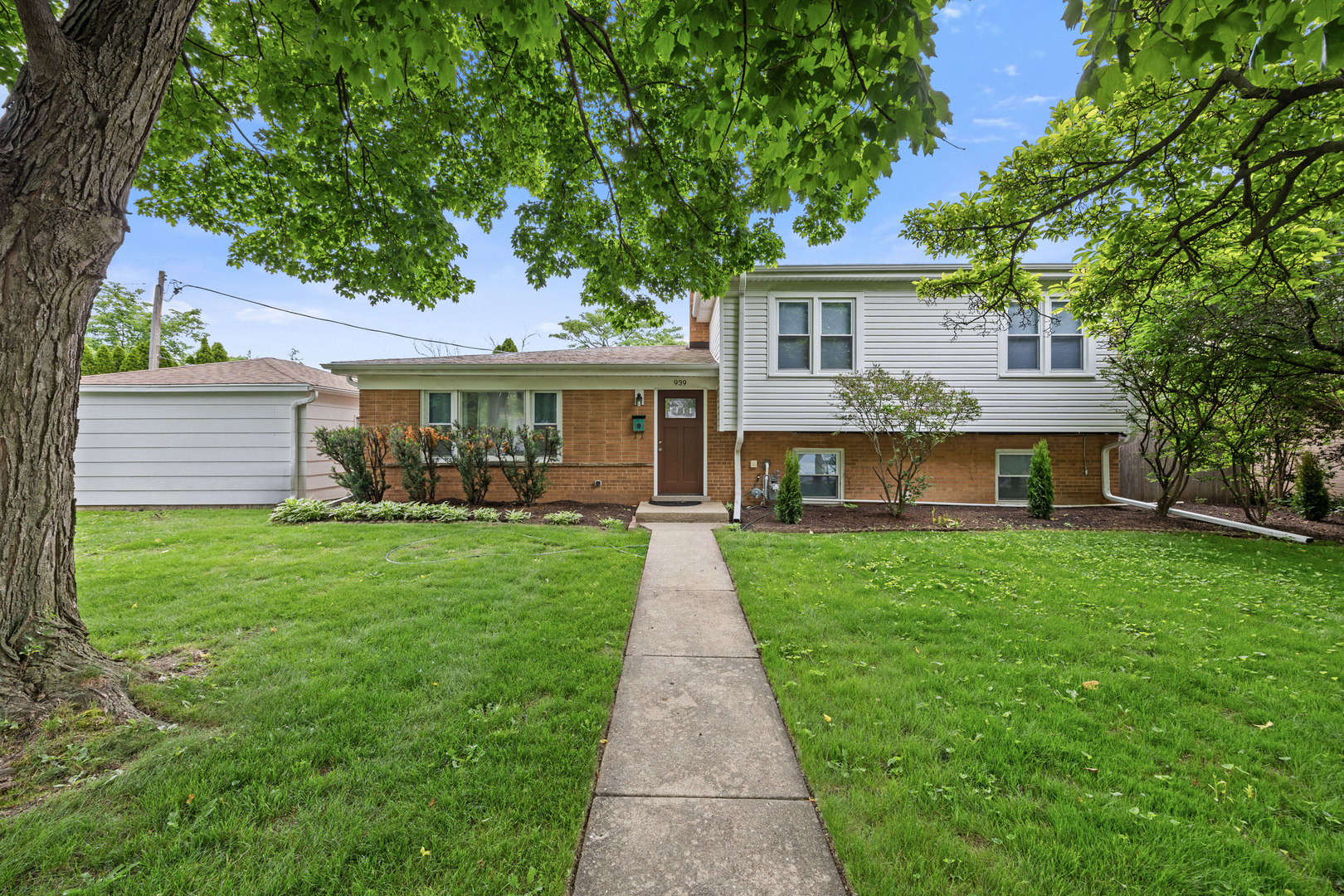 939 Long Road