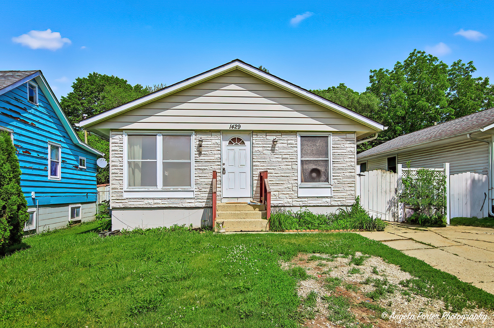 1429 Pleasant Drive
