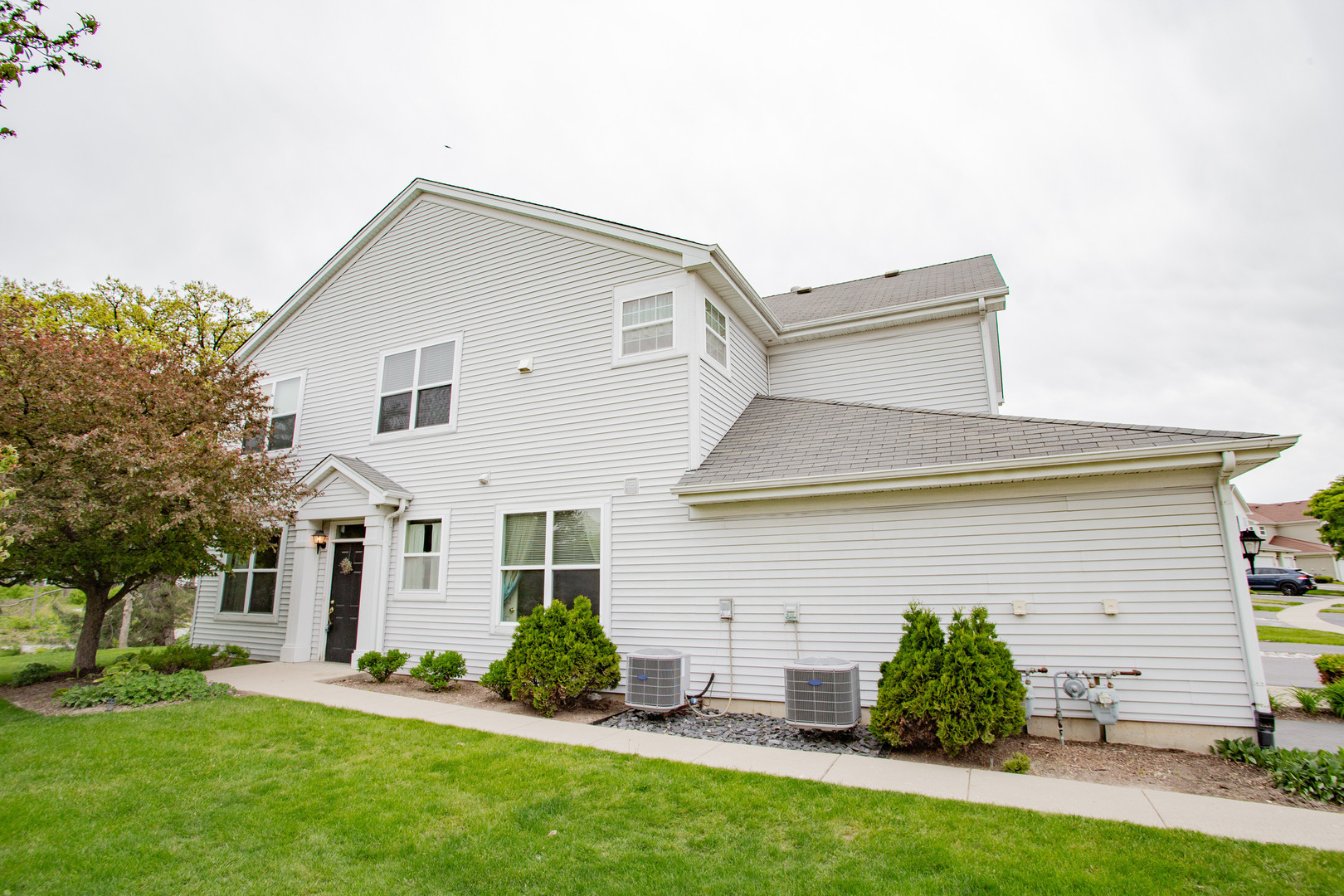 1208 WAVERLY Drive