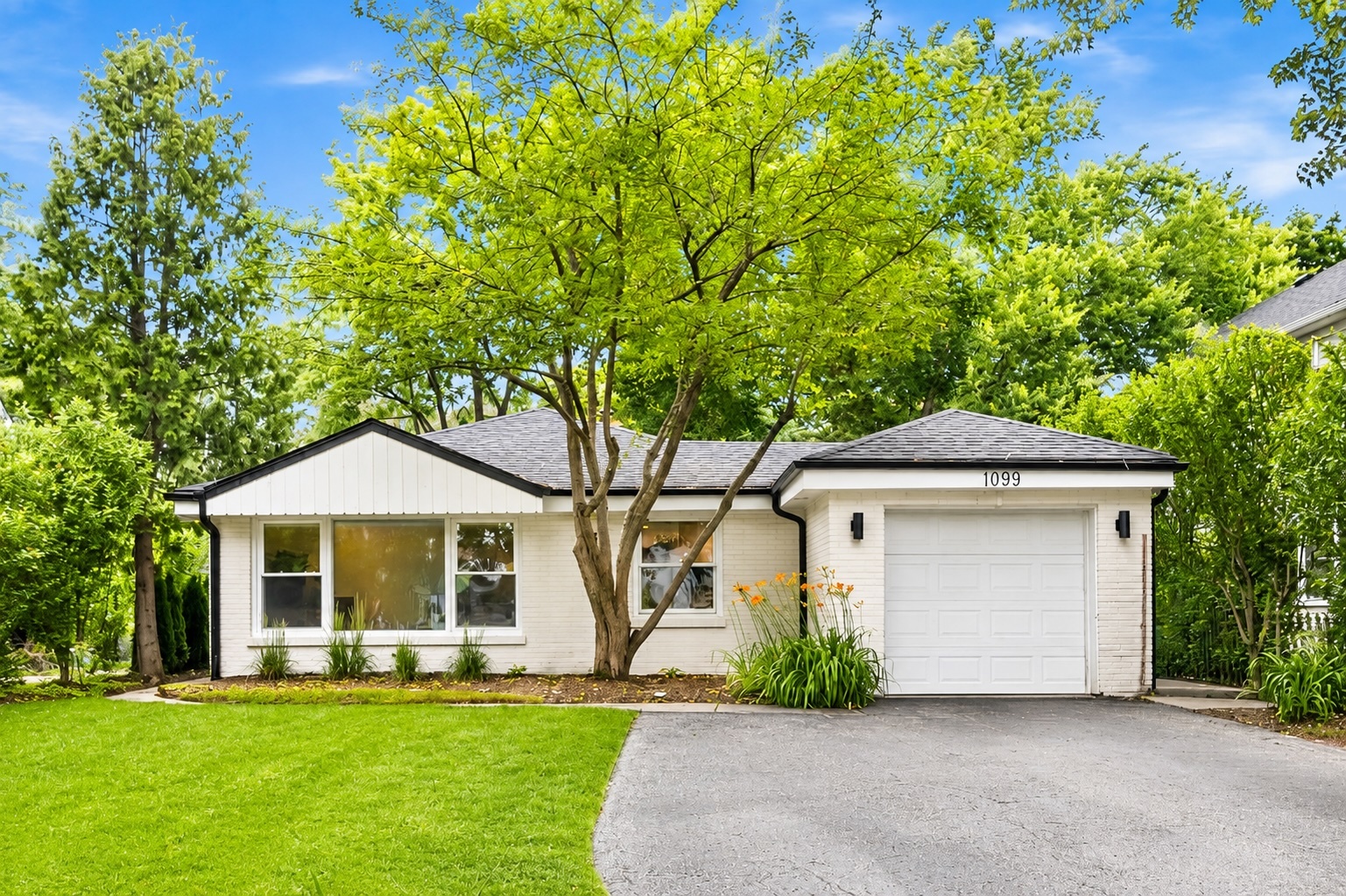 1099 Princeton Avenue