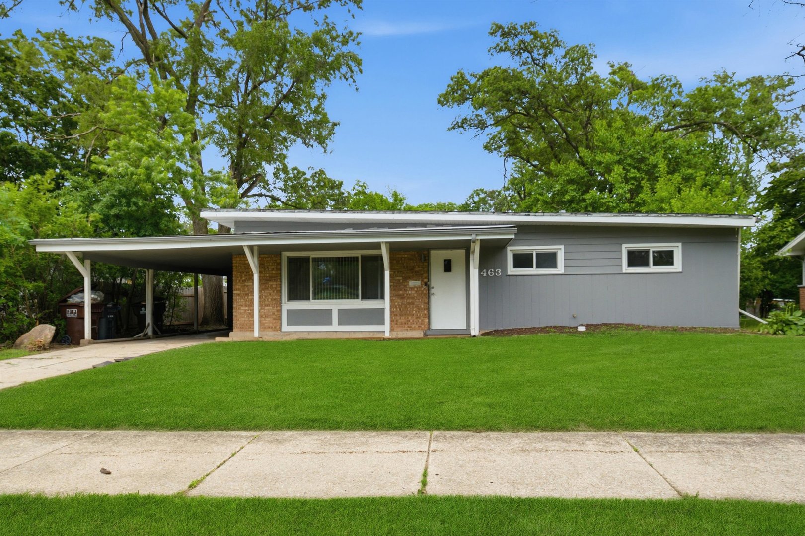 463 Shabbona Drive