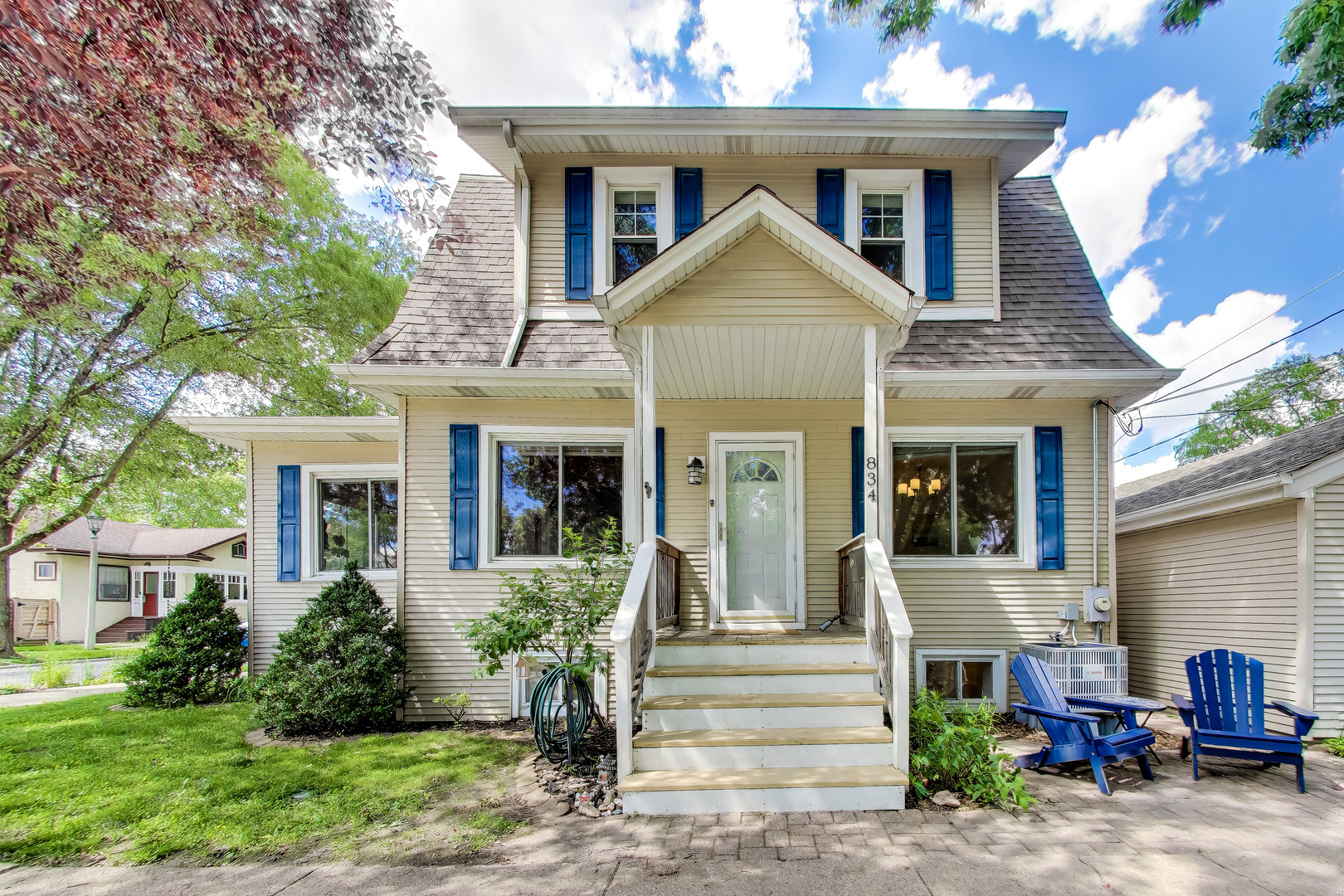 834 Carpenter Avenue