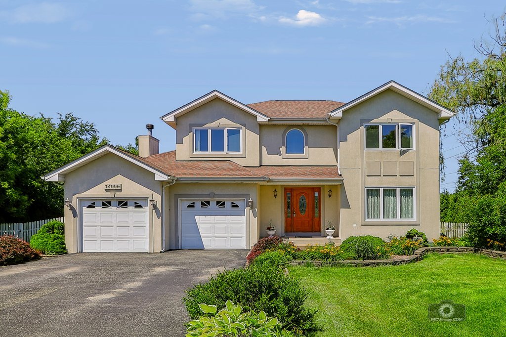 14556 Coachmans Lane