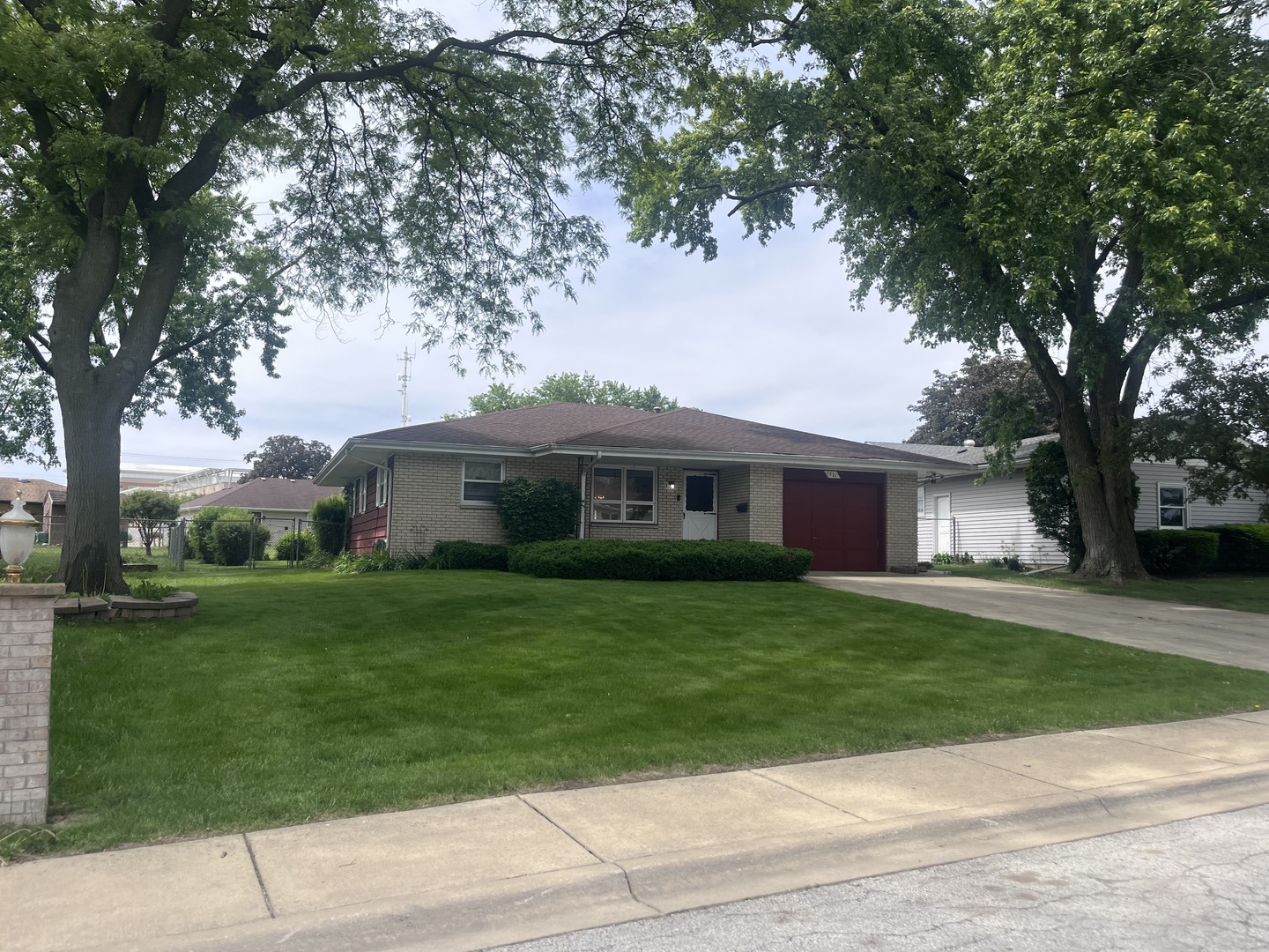 1221 Comet Drive