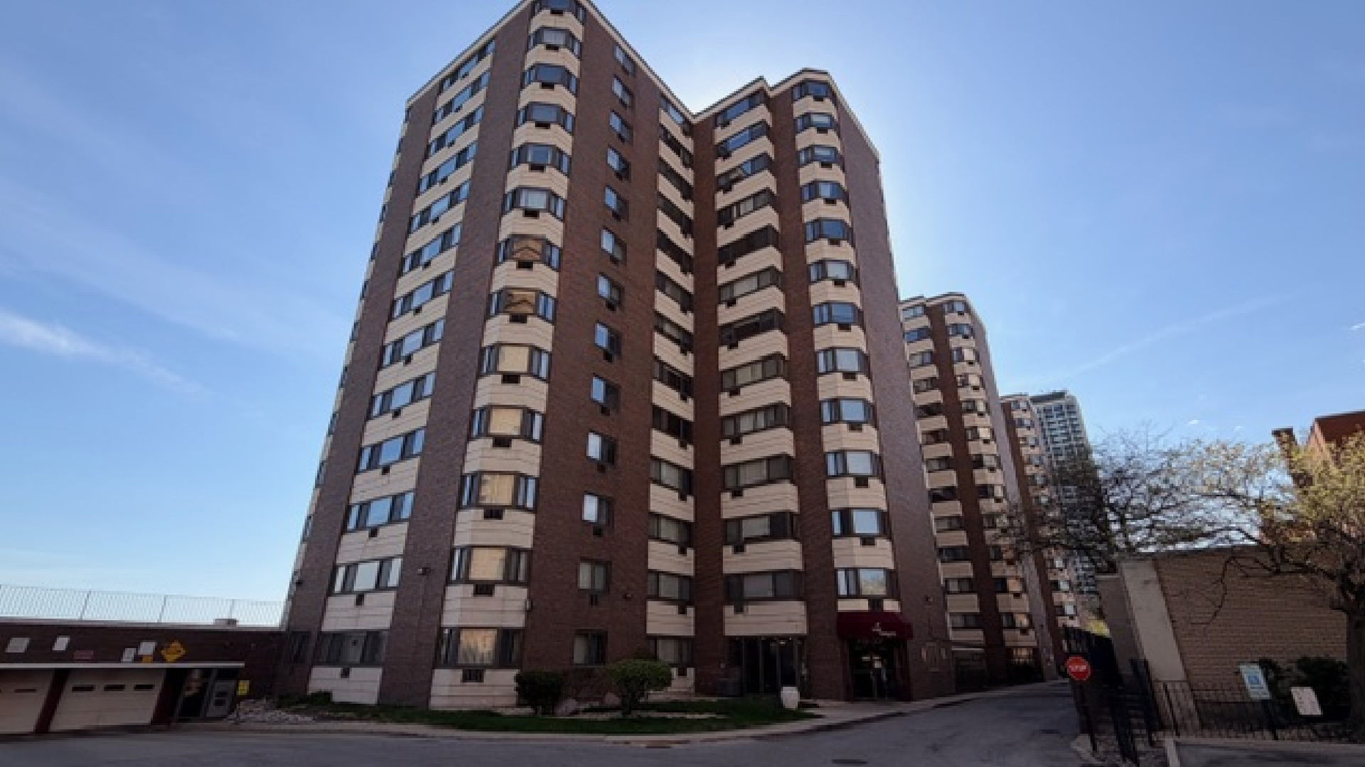 7337 South Shore Drive