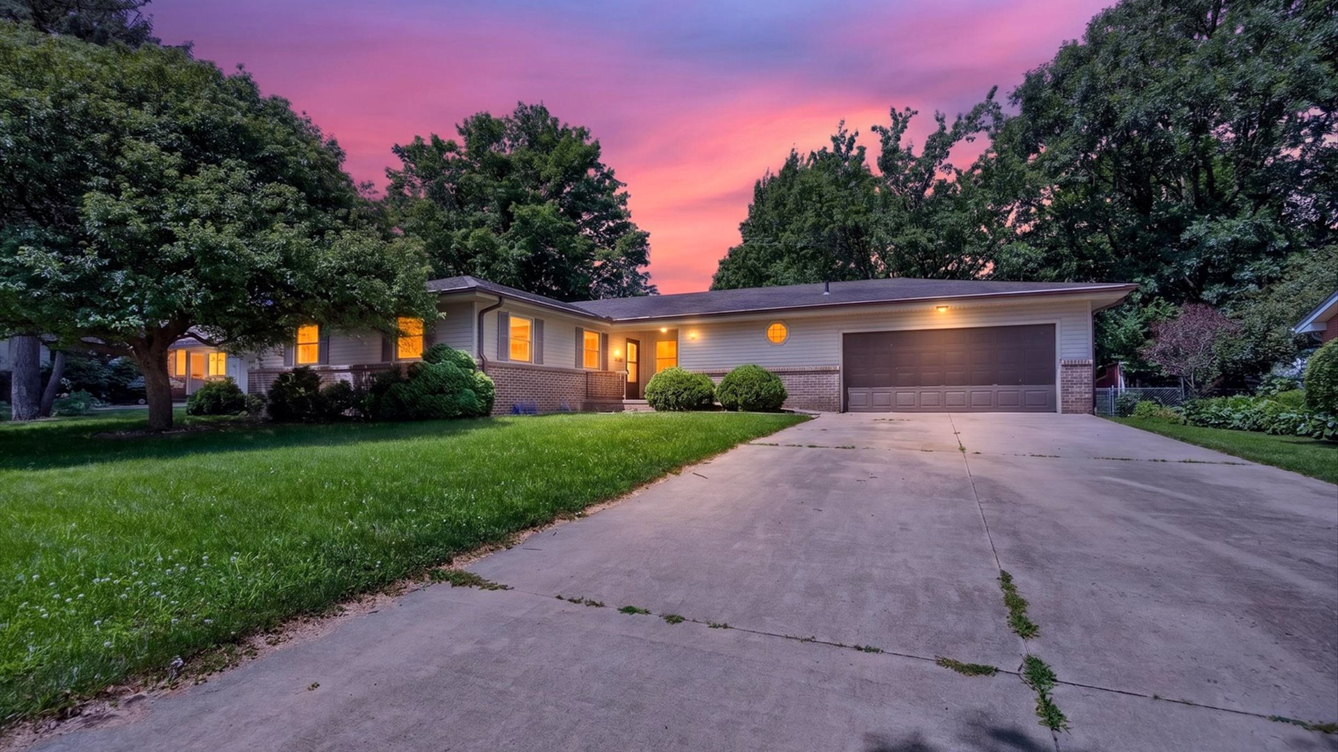 305 Centennial Avenue