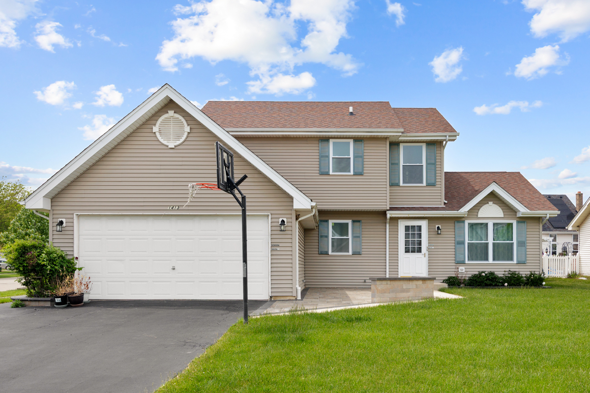1413 Skylark Lane