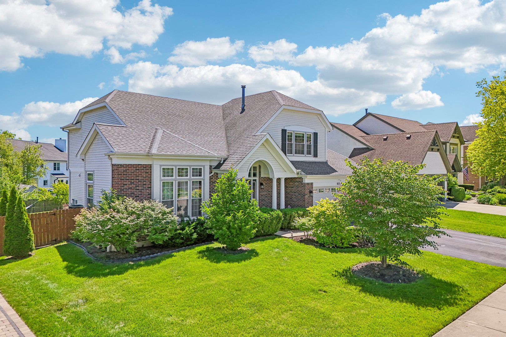 823 Warwick Lane