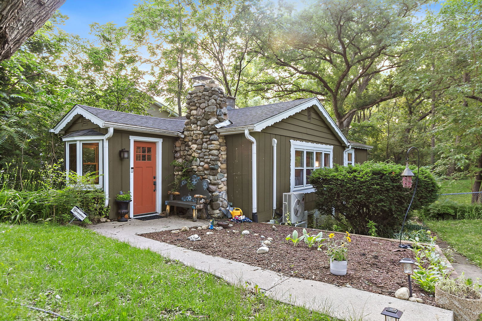 5806 Wonder Woods Drive