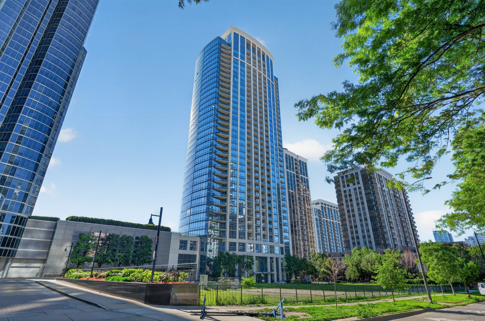 1235 Prairie Avenue