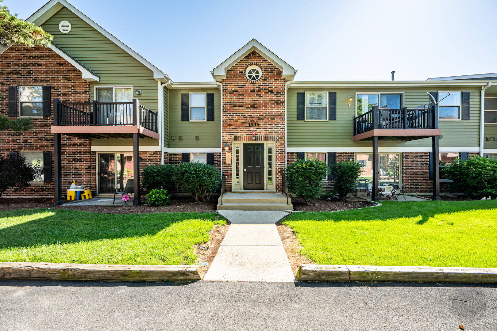 1535 Raymond Drive
