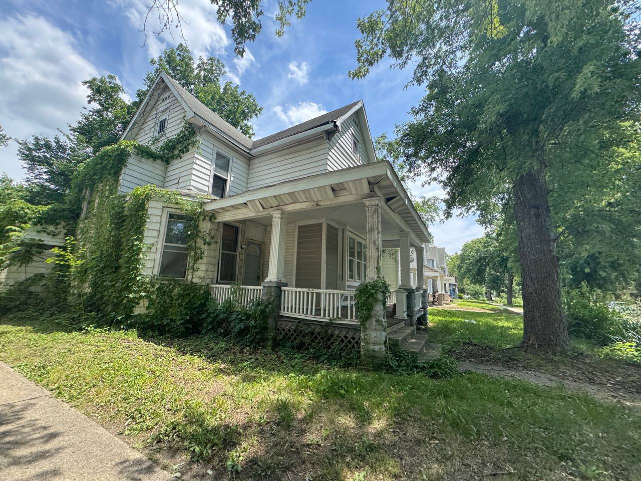 820 6th Street