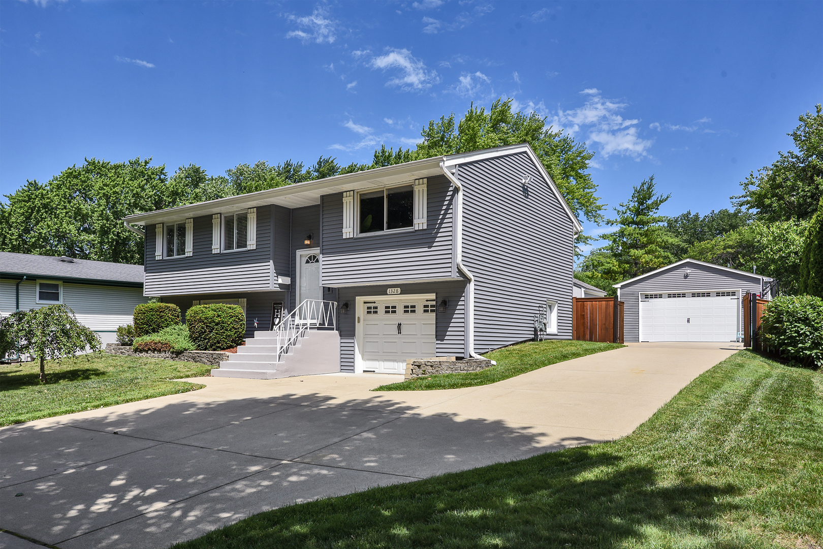 1328 Cabot Lane