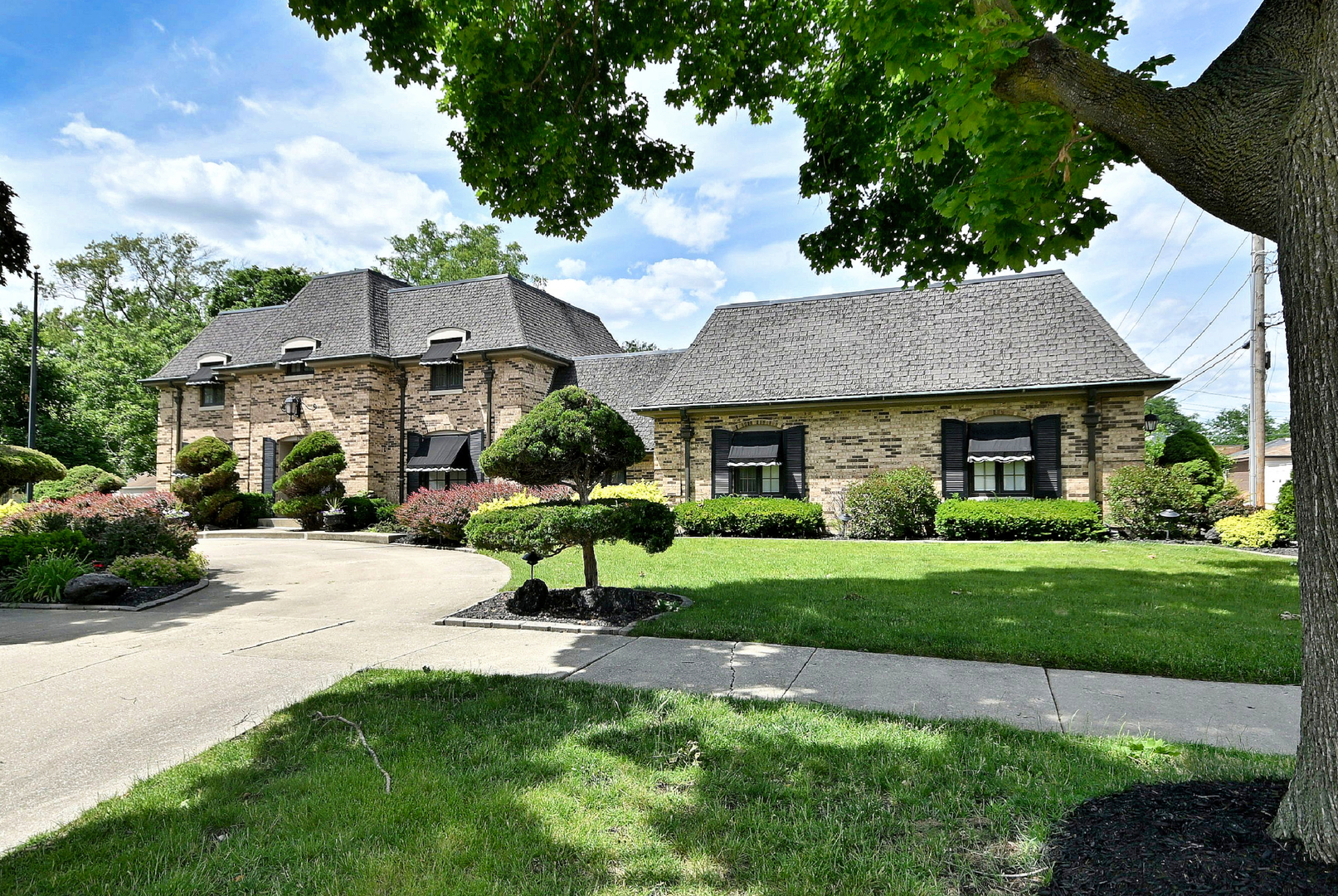 2901 Elder Lane