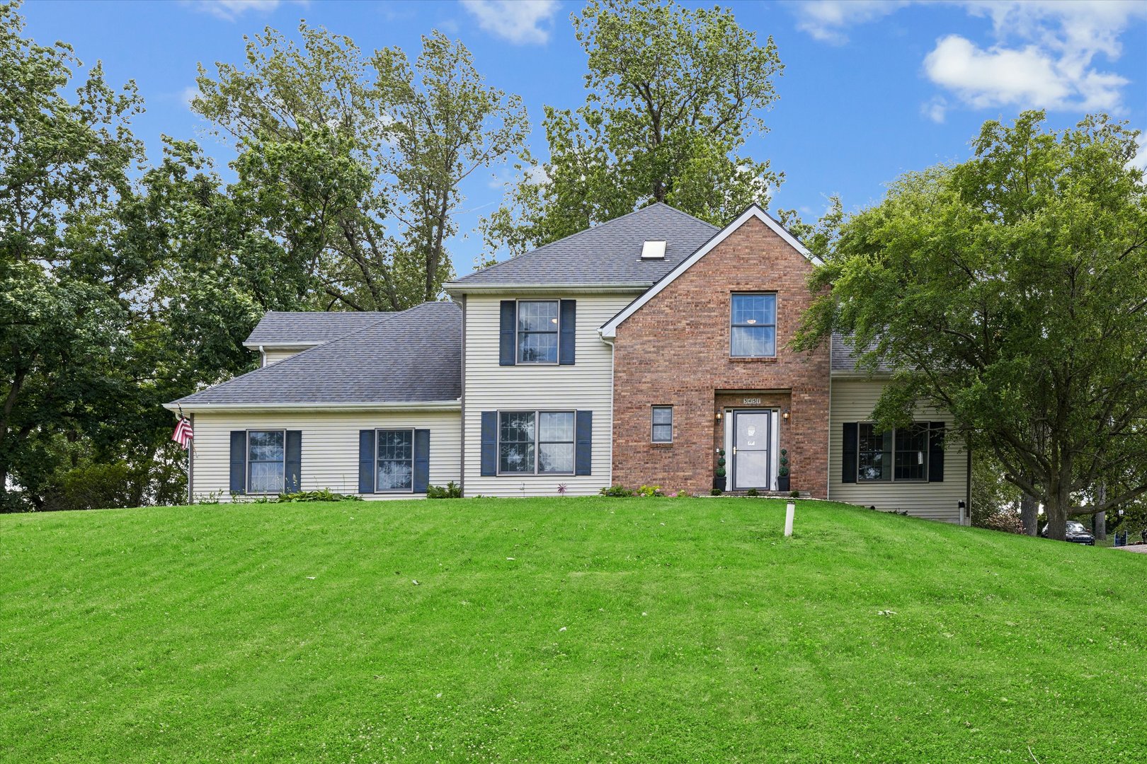 3451 Valley Oaks Drive