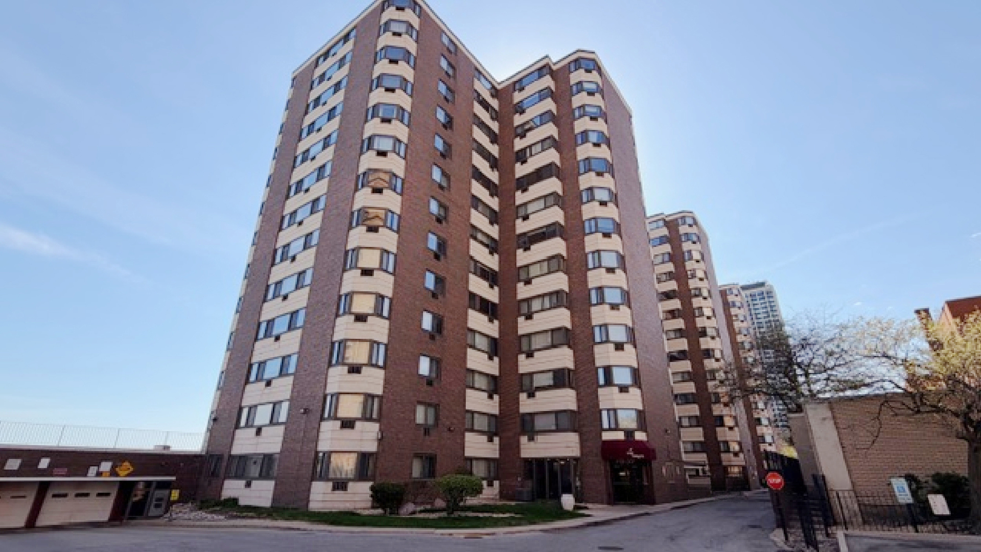 7337 South Shore Drive