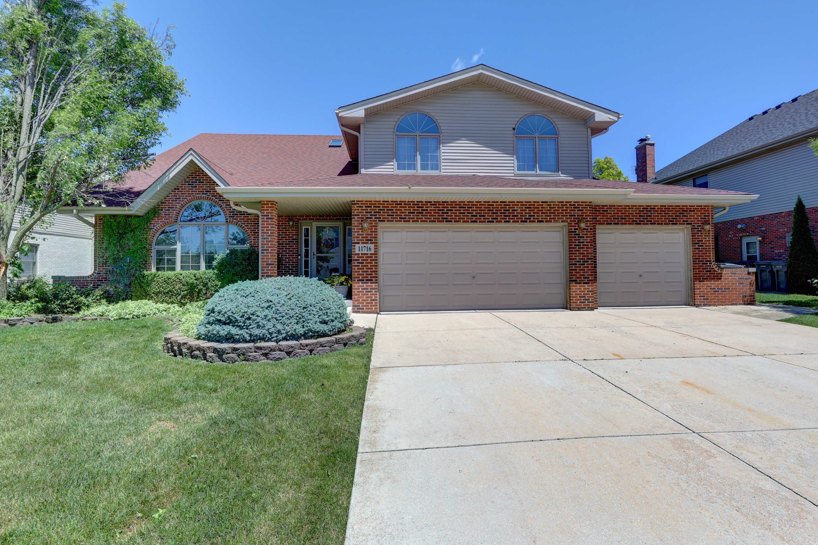11716 Bolton Lane