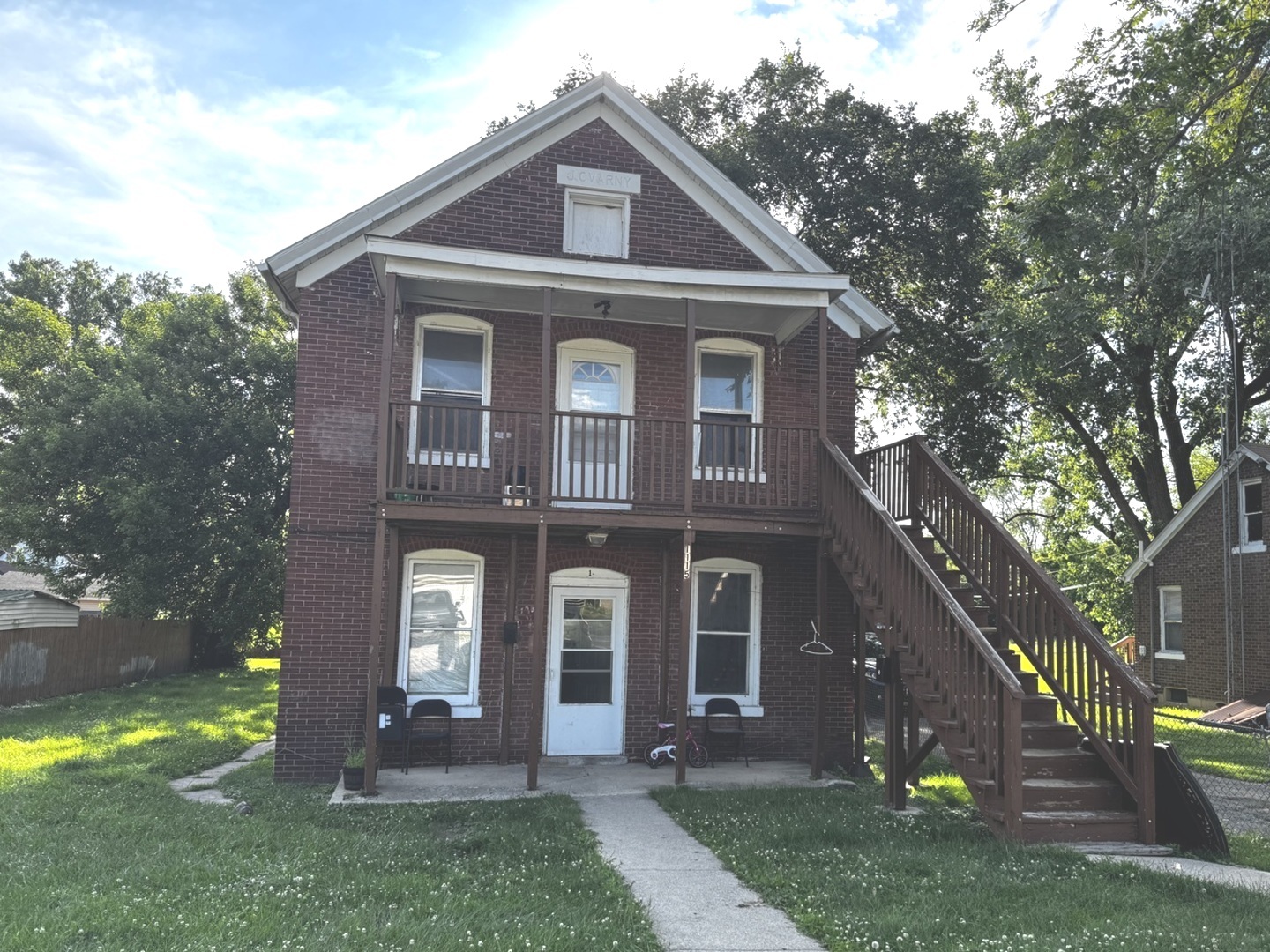 1115 Charlesworth Avenue